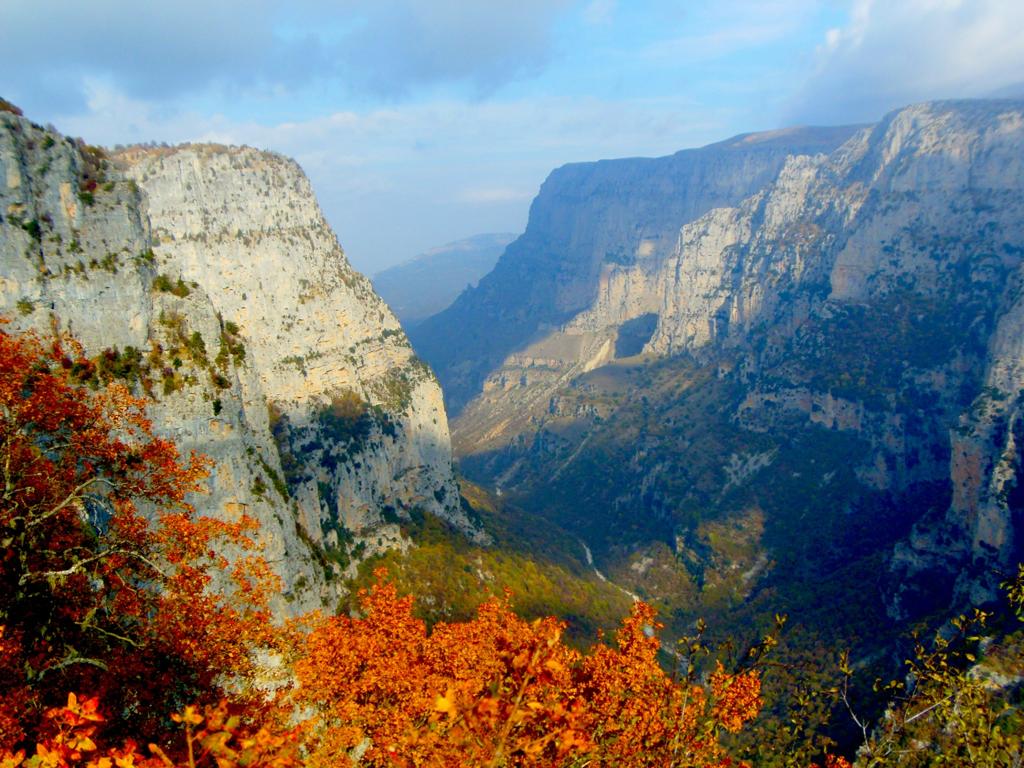 vikos gorge greece